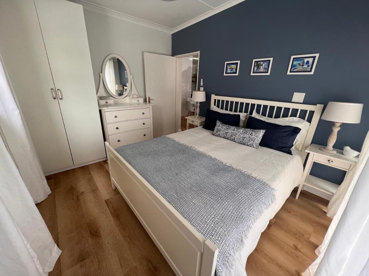 Adorable 2 Bedroom Cottage With Spacious Veranda Hermanus Exterior photo