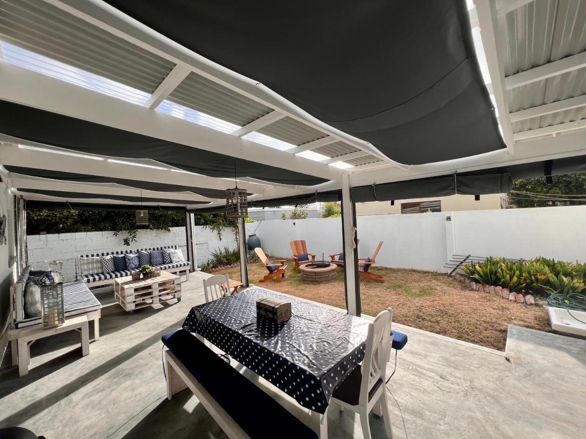Adorable 2 Bedroom Cottage With Spacious Veranda Hermanus Exterior photo